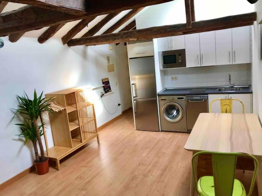 Buhardilla En El Madrid De Los Austrias Apartment Екстериор снимка