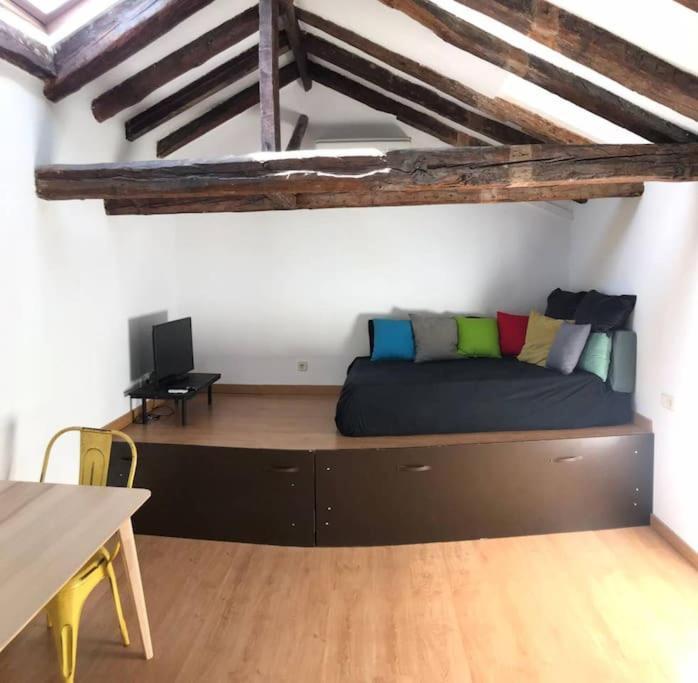 Buhardilla En El Madrid De Los Austrias Apartment Екстериор снимка